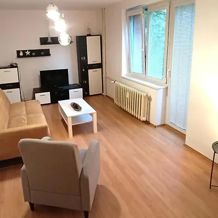 Centre Flat With Two Balconies And Free On-street Parking